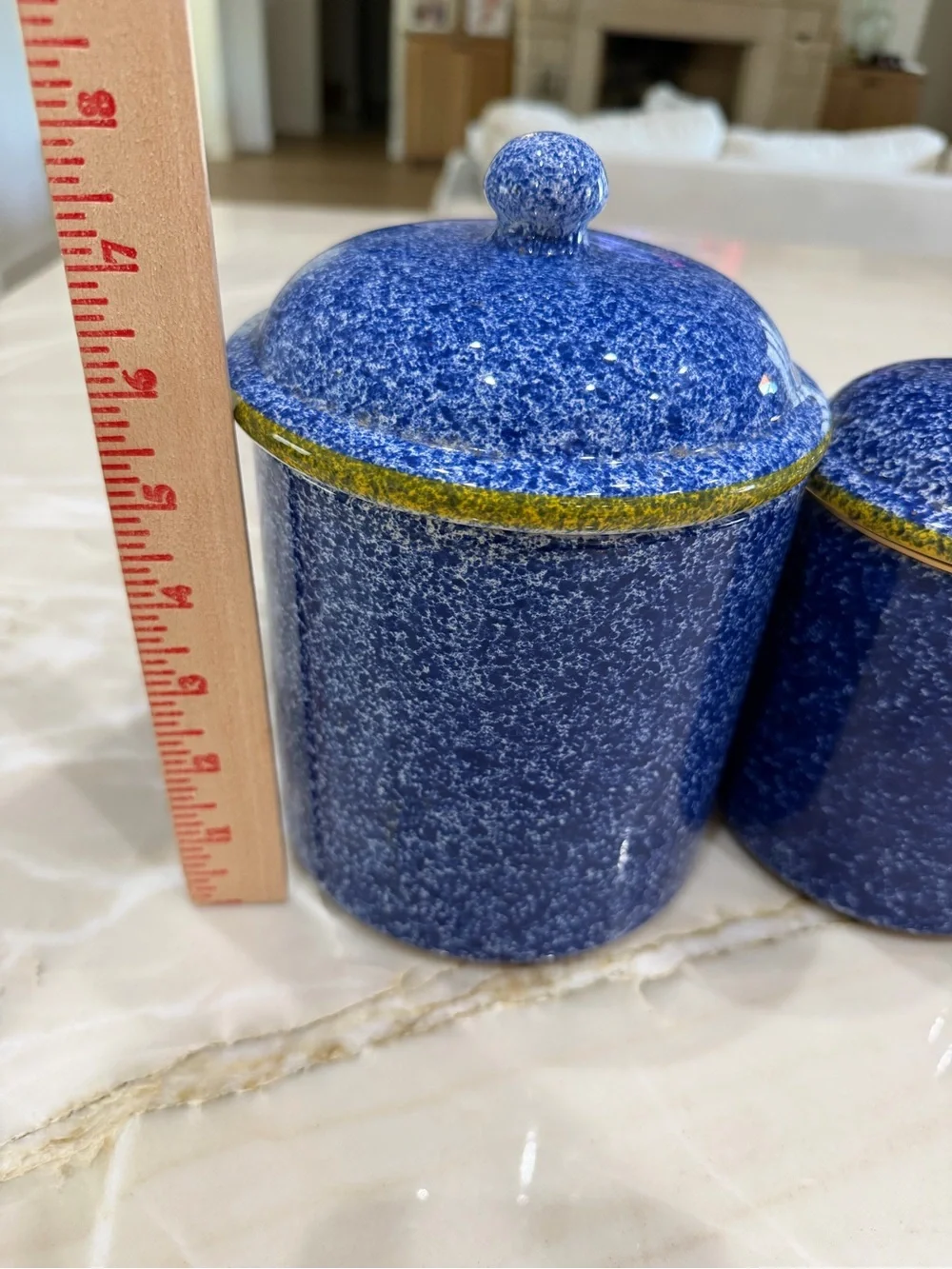 Vintage 90’s Over& Back Spongeware Crock Blue Speckled with yellow green edge
